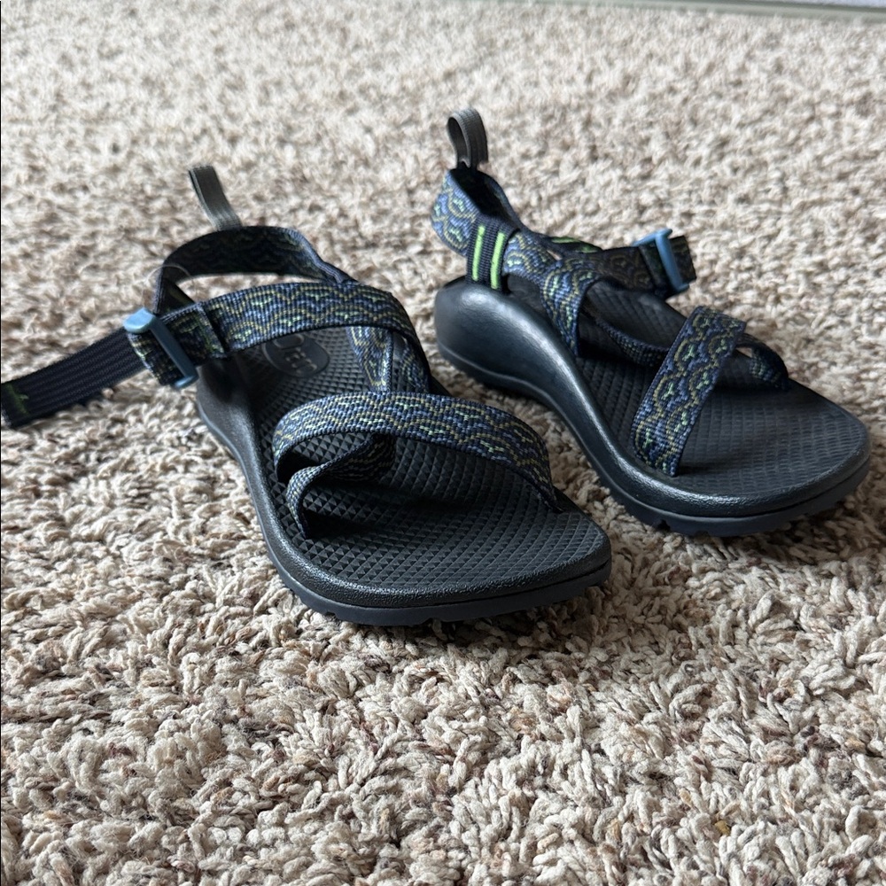 Chaco Kids Sandals Size 2